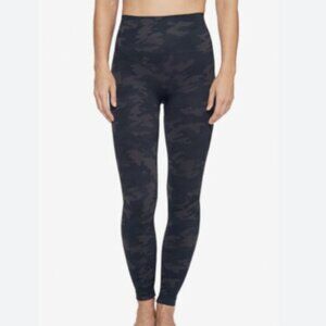 Spanx Look At Me Now seamless leggings black camo